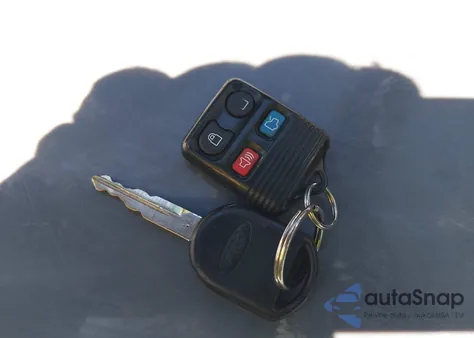 2009 Ford Mustang V6/V6 Premium z USA, uszkodzony, nr VIN 1ZVHT80N695105983